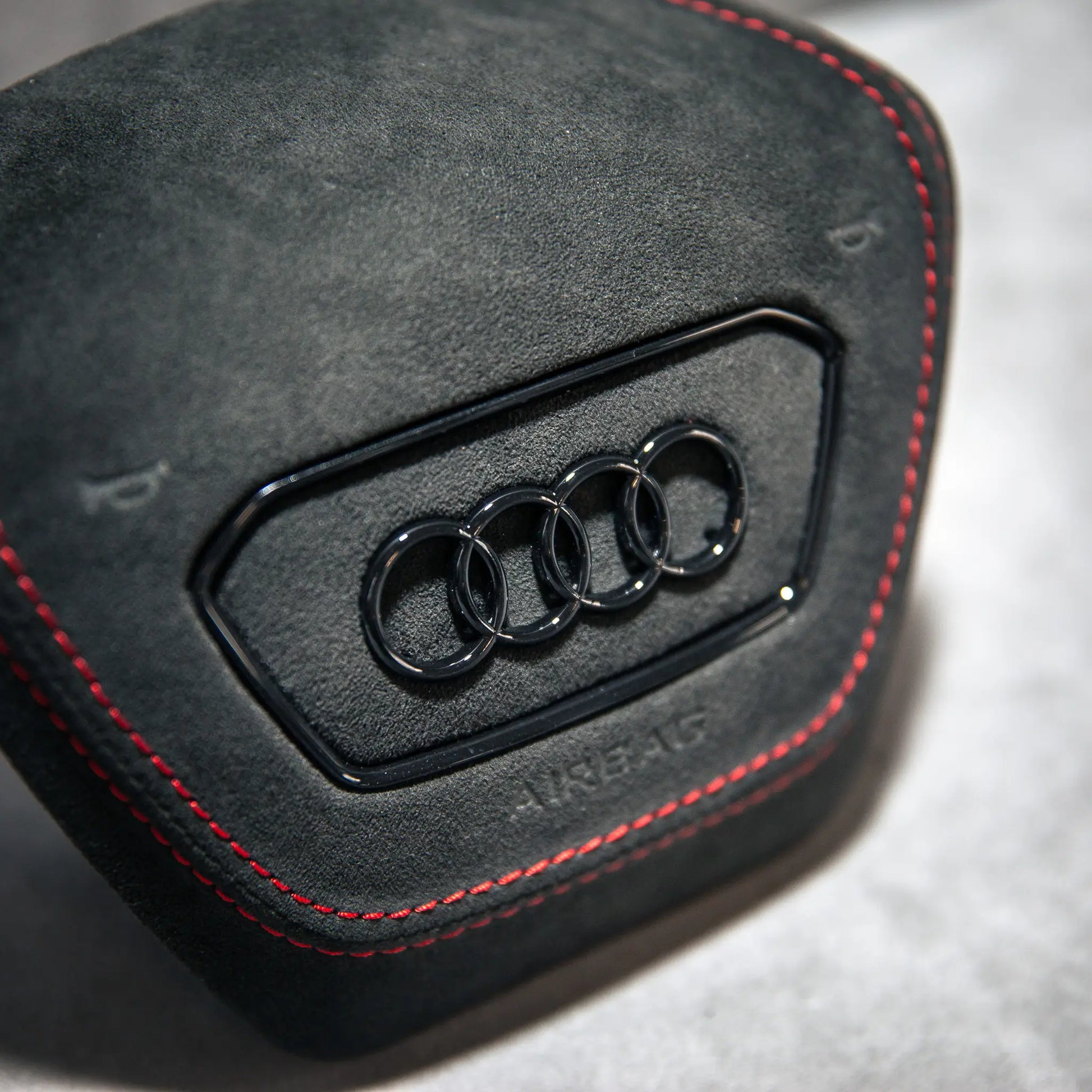 Audi A6/A7 (S & RS) / E-Tron S / E-Tron GT (RS) Alcantara Airbag Cover